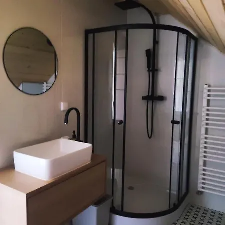 公寓 Goscinna 亚沃尔基